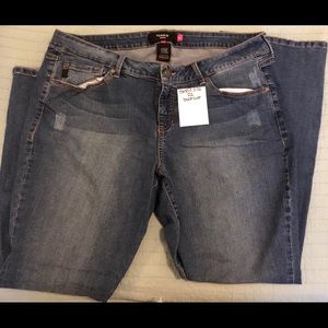 Torrid size 22 bootcut jeans